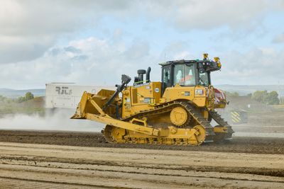 A number of high-spec Cat D5 and D6 tracked dozers have been added to the SER fleet
