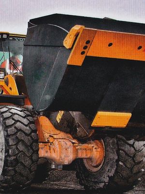 Wear Parts on an SER loading shovel